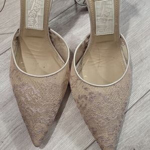 Salvatore Ferragamo Women's Lace Heels - Beige